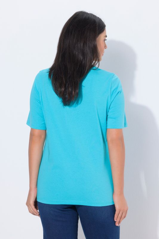 T-shirt col V et manches courtes, coupe Classic Fit, motif animal