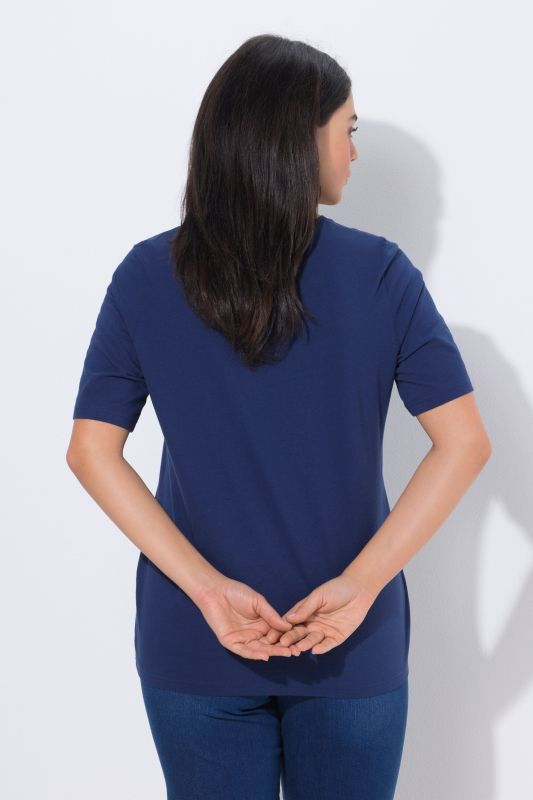 T-shirt col V et manches courtes, coupe Classic Fit, motif animal