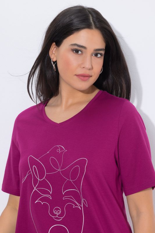 T-shirt col V et manches courtes, coupe Classic Fit, motif animal