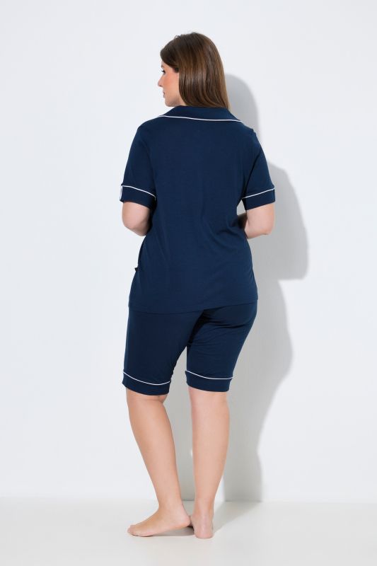 Pyjama en modal mélangé, col à revers et manches courtes, passepoils fantaisie