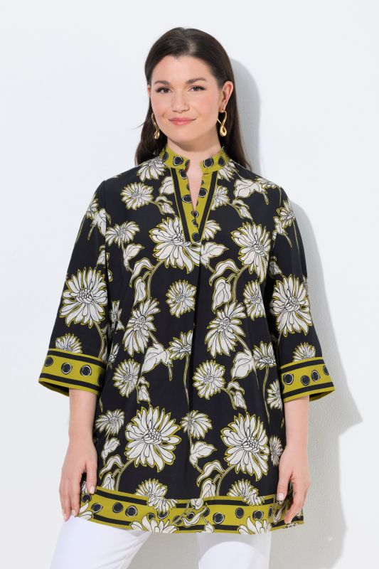 Tunique en satin motif floral, col montant et manches&nbsp;3/4, coupe évasée
