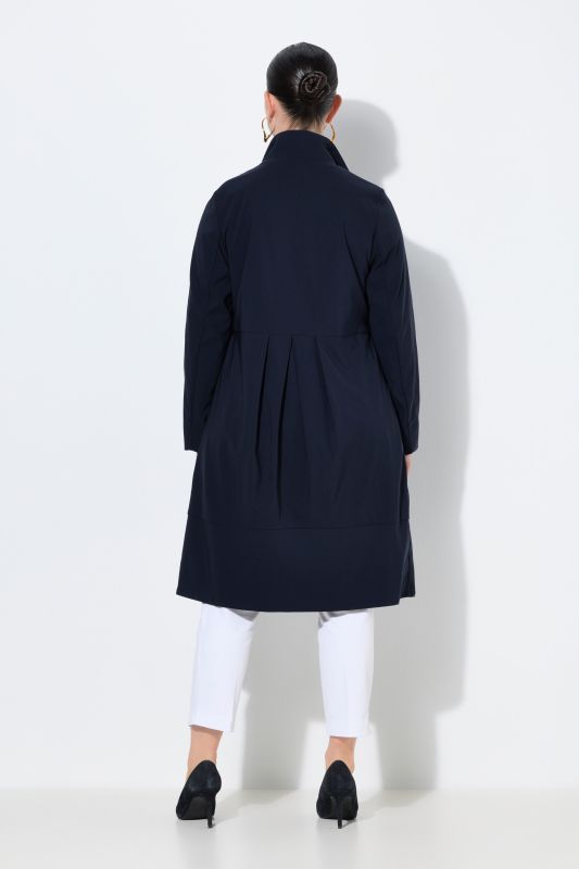 Manteau en tissu bengaline extensible, coupe évasée, col montant et manches longues