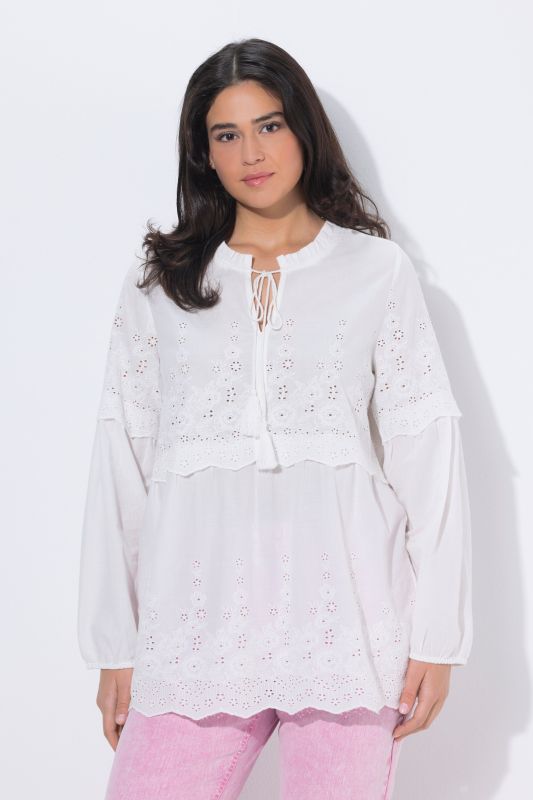 Blouse esprit bohème avec ruchés/dentelle, col montant et manches longues