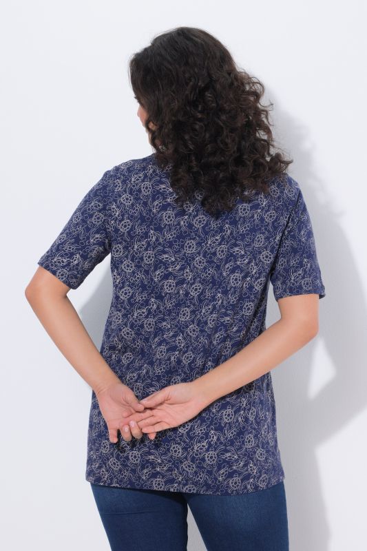 T-shirt à coupe évasée, motif tortues, décolleté en V et manches courtes