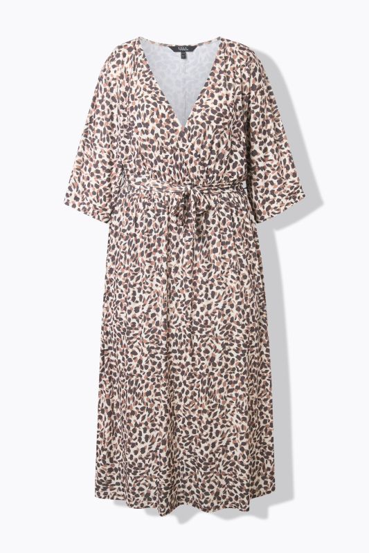 Robe maxi motif léopard, décolleté en V et manches&nbsp;3/4 esprit kimono