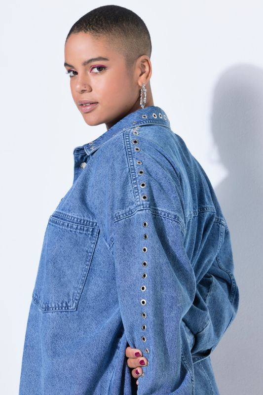 Chemisier en jean oversize, œillets fantaisie