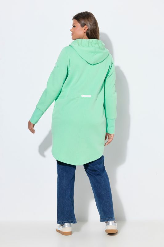 Veste à capuche en molleton. Coupe longue. Cordon de serrage dans la taille. Manches longues