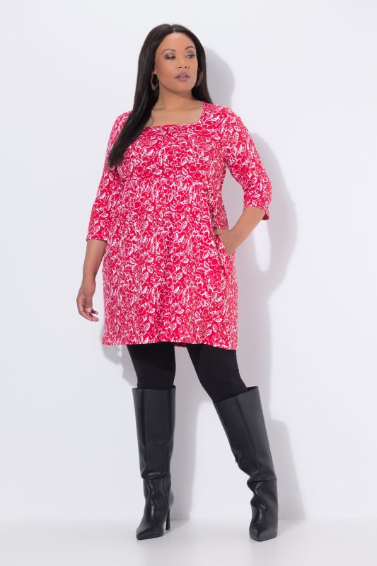 T-shirt long, décolleté carré et manches 3/4, coupe évasée