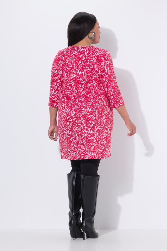 T-shirt long, décolleté carré et manches 3/4, coupe évasée