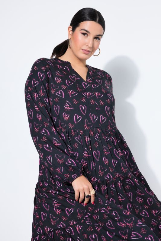 Robe maxi avec volants, col en V, nœuds et cœurs