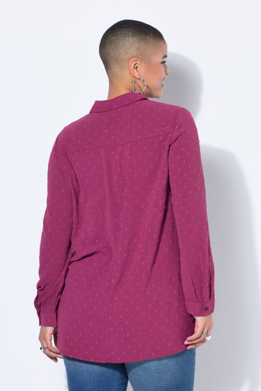 Chemisier droit à manches longues et pois texturés