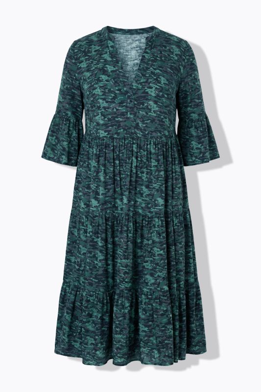Robe évasée à manches 3/4 et coupe maxi, motif camouflage