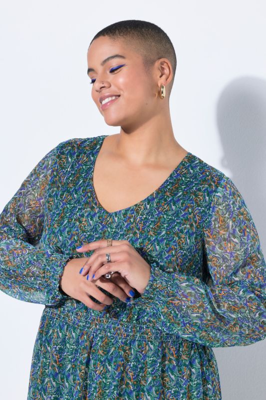 Robe maxi évasée agrémentée d'un imprimé avec du fil scintillant, volant à la base