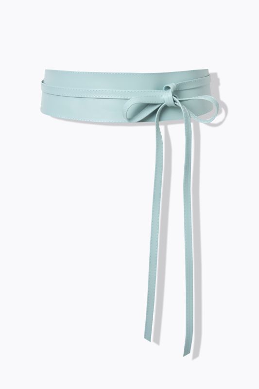 Ceinture en cuir à nouer. Longs rubans