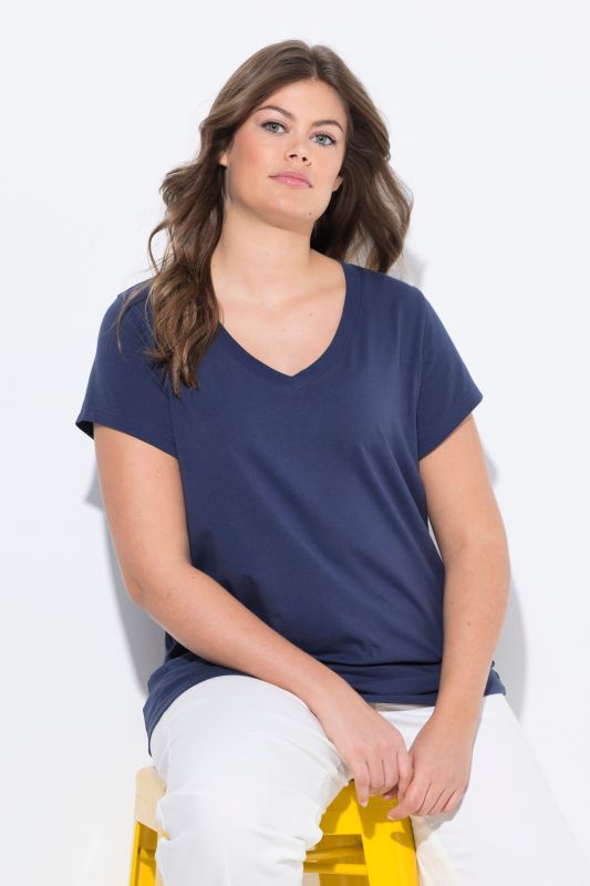 T-shirt à col V et manches 1/2. OEKO-TEX Made in Green