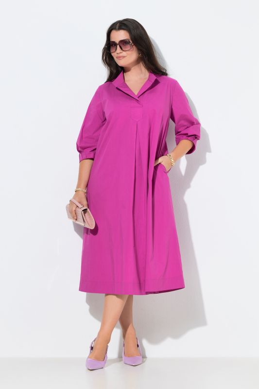 Robe Papertouch. Col montant, manches 3/4. Coupe évasée