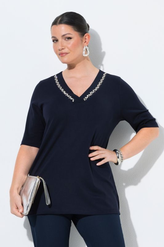 T-shirt en coton Pima, pierres fantaisie, décolleté en V et manches courtes