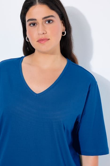 T-shirt coupe Relaxed Fit, décolleté en V et manches courtes