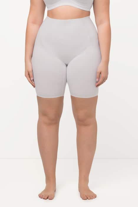 Bermuda gainant à coupe longue et bord plats, matière extensible confortable