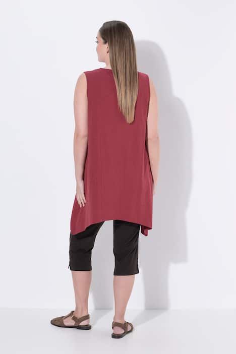 Débardeur long avec base en pointe des deux côtés. Décolleté en V. Coton bio. Coupe évasée