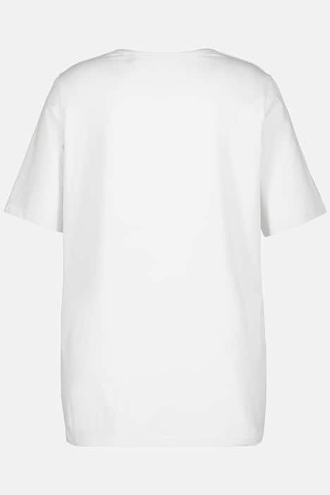 T-shirt à manches courtes et col carré. Coupe évasée