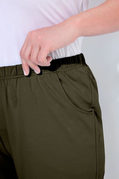 Short en jersey. Taille élastique et poches