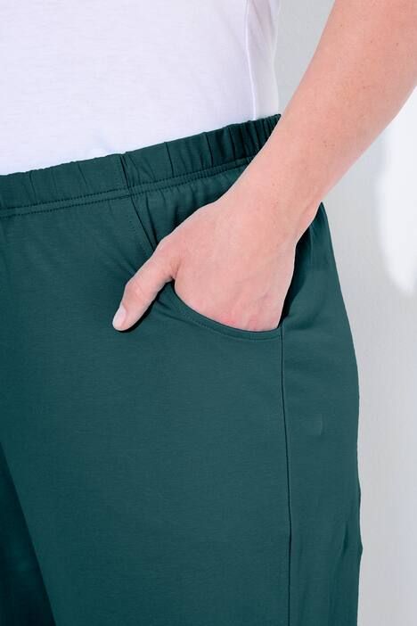 Short en jersey. Taille élastique et poches