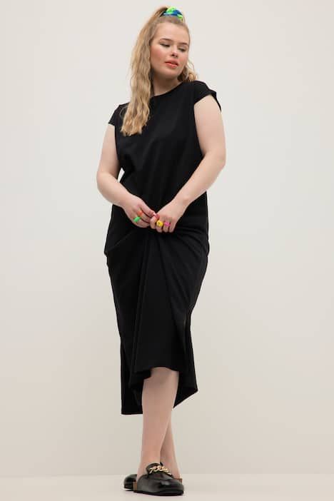 Robe midi en jersey oversized à encolure ronde et sans manches. Ouverture de type fente sur le côté