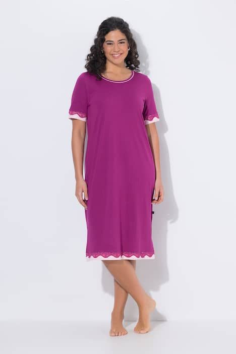 Chemise de nuit décolleté rond et manches courtes, liserés en dentelle