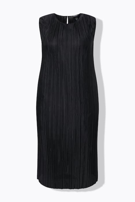 Robe midi plissée. Sans manches. Encolure ronde