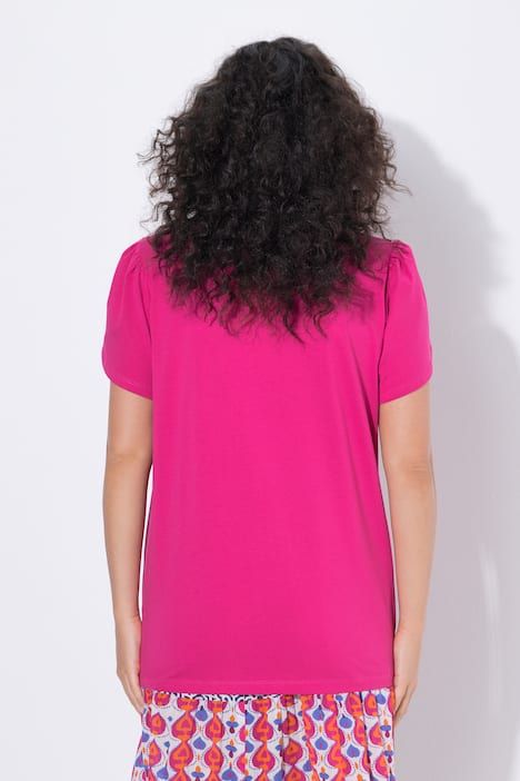 T-shirt, effet superposition. Col rond et manches courtes. Coupe évasée