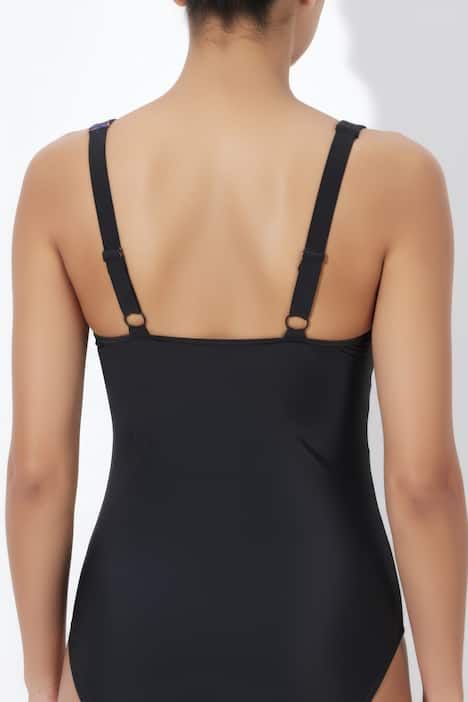 Maillot de bain avec bonnets souples, motif à carreaux et décolleté esprit cache-cœur, matière recyclée