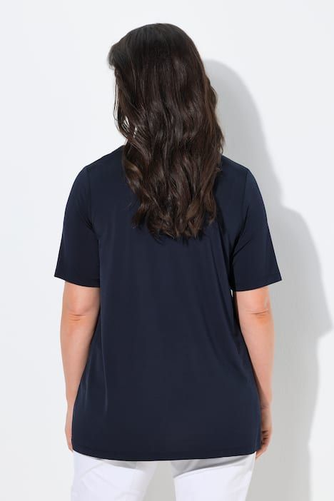 T-shirt avec imprimé, au tombé fluide, décolleté en V et manches courtes, coupe évasée