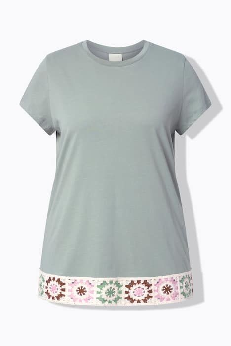 T-shirt en coton bio, bordure en crochet, décolleté rond et manches courtes