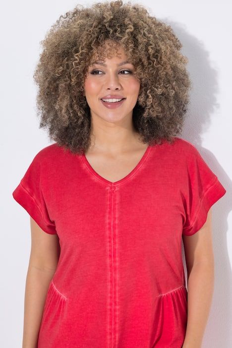 T-shirt oversize, décolleté en V et manches courtes, délavage cold dyed