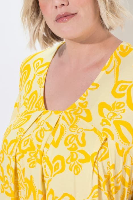 Blouse avec plis fantaisie, décolleté carré et manches courtes, coupe évasée