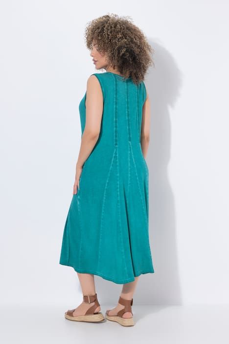 Robe midi sans manches, bandes fantaisie et plis godets, décolleté en V