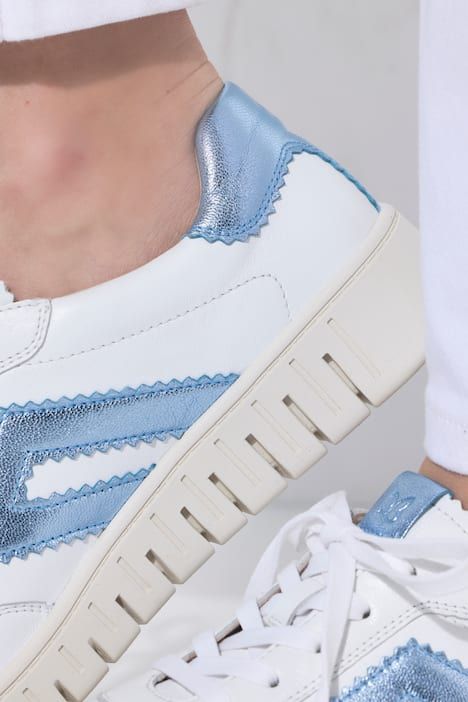 Sneakers en cuir Caprice, semelle intérieure amovible - largeur H