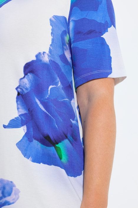 T-shirt décolleté en V et manches courtes, coupe Classic Fit