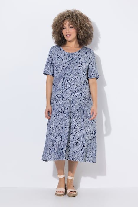 Robe en jersey motif feuilles, décolleté rond et manches courtes, coupe évasée