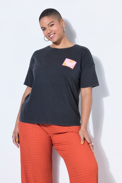 T-shirt oversize, style vintage et imprimés