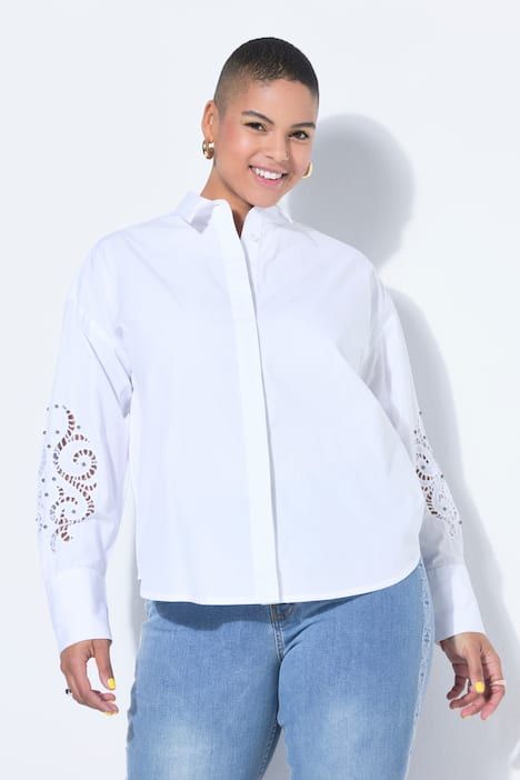 Chemisier coupe oversize, broderie et manches longues avec rivets fantaisie