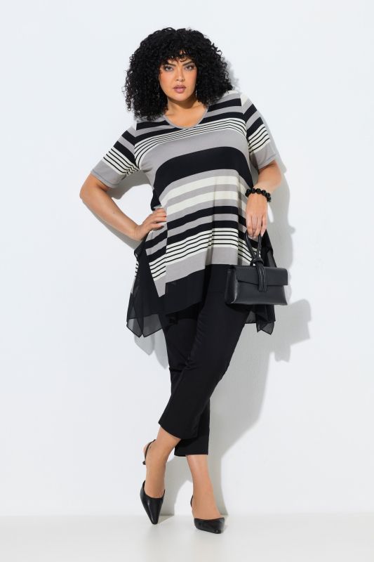 T-shirt rayé, manches courtes et décolleté en V, base en mousseline