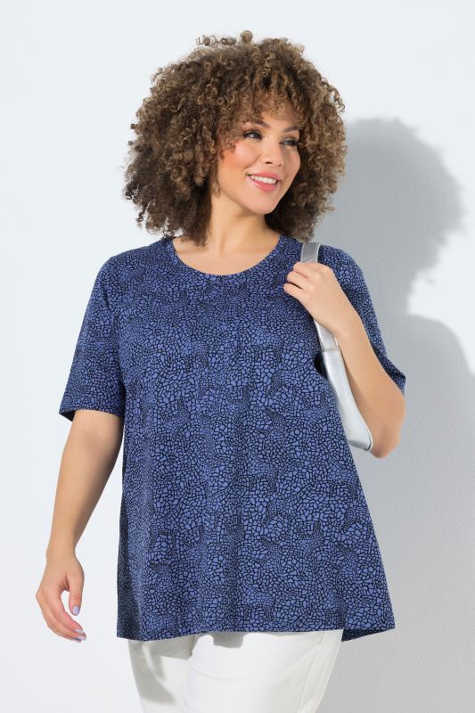 T-shirt motif girafes, décolleté en V et manches courtes, coupe évasée