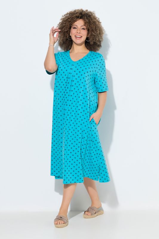 Robe midi motif étoiles, poches, décolleté en V et manches courtes