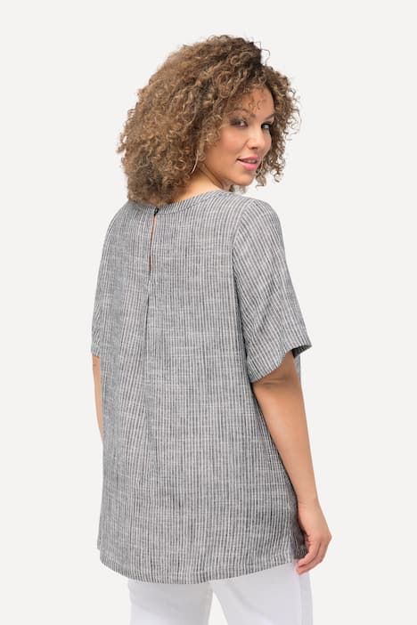 Blouse à rayures en lin mélangé. Encolure ronde et manches courtes