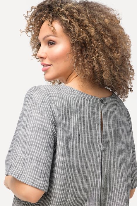 Blouse à rayures en lin mélangé. Encolure ronde et manches courtes