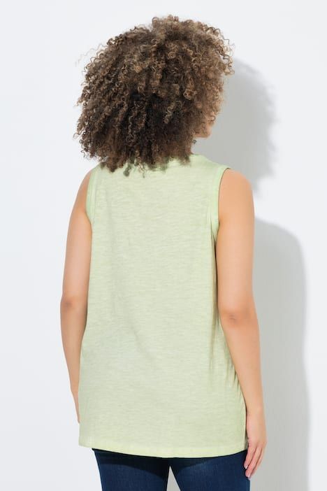 Débardeur long, motif mandalas. Encolure ronde, bretelles larges. Coupe évasée