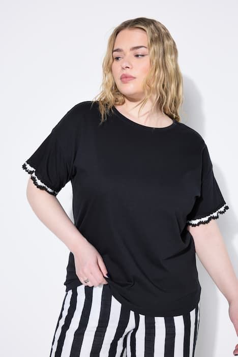 T-shirt oversize, manches courtes finition crochet