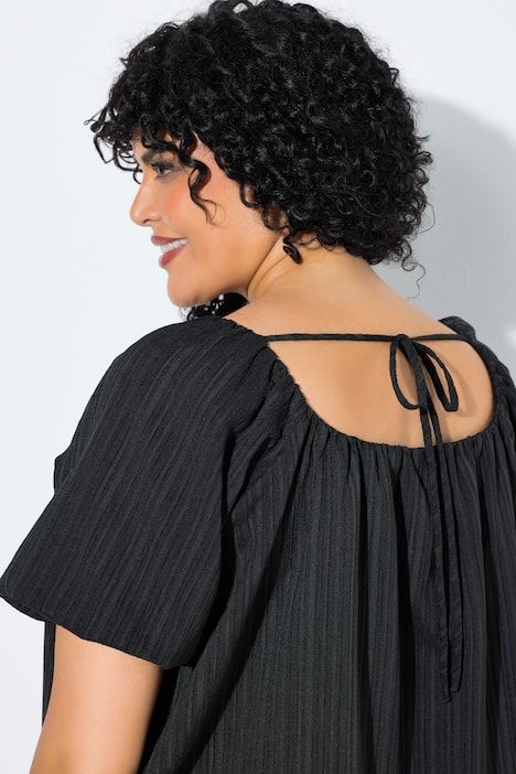 Blouse oversize doublée, décolleté Carmen et manches courtes